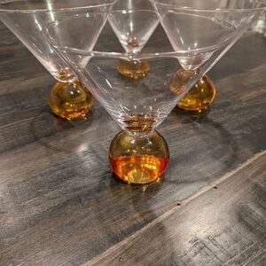 🍸✨ 4 x Elegant Martini Glasses with Amber Base 🍸✨